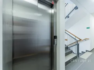 Pronájem bytu 2+kk, Praha, Arnošta Staňka, 47 m2