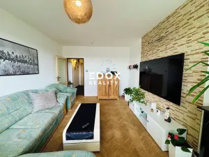 Prodej bytu 3+1, Říčany, Komenského náměstí, 64 m2