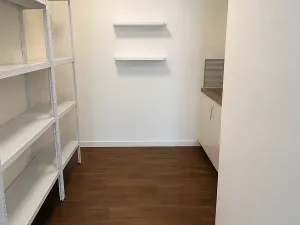 Pronájem obchodního prostoru, Praha - Smíchov, Radlická, 25 m2