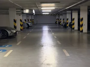Pronájem garáže, Praha - Vokovice, Irská, 18 m2