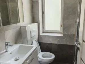 Pronájem bytu 1+kk, Praha, Legerova, 25 m2