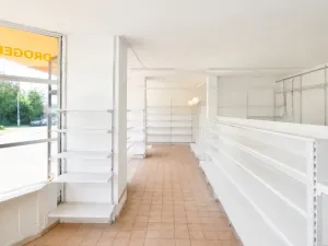 Prodej obchodního prostoru, Ústí nad Labem - Severní Terasa, Větrná, 132 m2