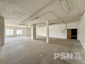 Pronájem skladu, Brno - Komárov, Komárovské nábřeží, 397 m2