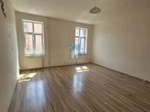 Pronájem bytu 4+1, Plzeň, Spolková, 89 m2