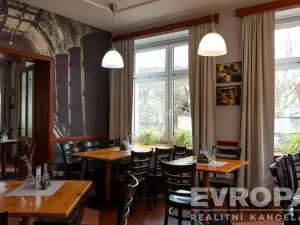 Prodej komerční nemovitosti, Srbsko, K Přívozu, 458 m2