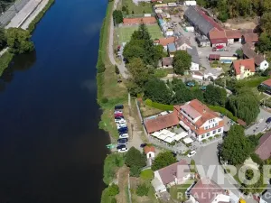 Prodej komerční nemovitosti, Srbsko, K Přívozu, 458 m2