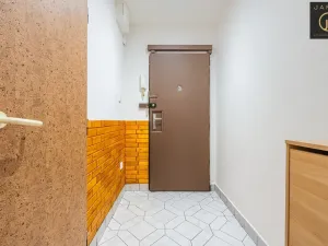 Pronájem bytu 2+kk, Praha - Prosek, Jablonecká, 55 m2