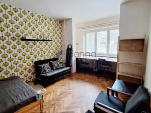 Pronájem bytu 1+1, Praha, Evropská, 37 m2