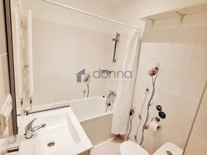 Pronájem bytu 1+1, Praha, Evropská, 37 m2