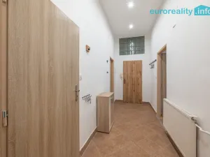 Pronájem bytu 3+kk, Mariánské Lázně, Třebízského, 77 m2