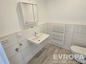 Pronájem bytu 2+kk, Havlíčkův Brod, Husova, 40 m2