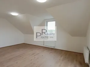 Prodej bytu 2+kk, Hevlín, 63 m2