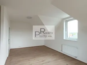 Prodej bytu 2+kk, Hevlín, 63 m2