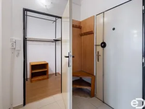 Prodej bytu 2+1, České Budějovice - České Budějovice 2, Větrná, 62 m2