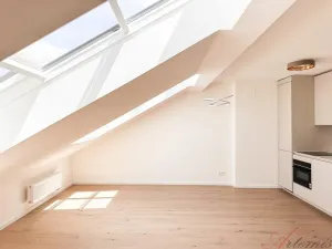 Prodej bytu 3+kk, Praha - Bubeneč, Na výšinách, 98 m2