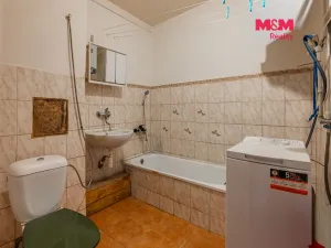 Prodej bytu 3+1, Libež, 72 m2