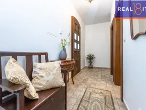 Prodej rodinného domu, Průhonice, Hlavní, 164 m2