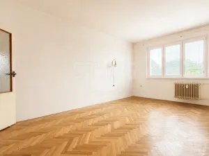 Prodej bytu 3+1, Uničov, Hrdinů, 76 m2
