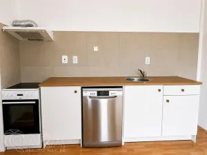 Pronájem bytu 2+kk, Kladno, Vojtěcha Lanny, 58 m2