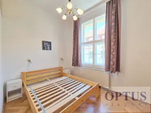 Pronájem bytu 2+1, Praha - Hradčany, Na valech, 78 m2