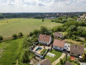 Prodej rodinného domu, Hodonice, 402 m2