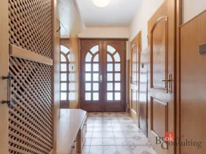 Prodej rodinného domu, Hodonice, 402 m2