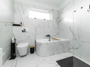 Prodej rodinného domu, Holasice, Čtvrtě, 136 m2