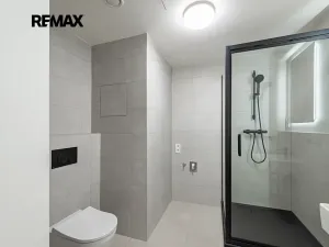 Pronájem bytu 2+kk, Praha - Strašnice, Strančická, 48 m2