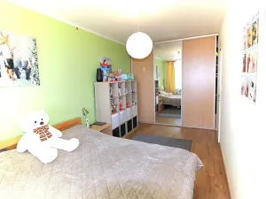 Pronájem bytu 2+kk, Praha - Troja, Hnězdenská, 46 m2