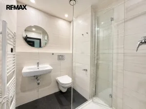 Pronájem bytu 1+kk, Praha - Žižkov, Ondříčkova, 30 m2