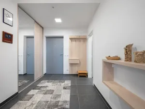 Prodej bytu 4+kk, Znojmo, Třešňová, 166 m2