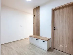 Pronájem bytu 2+1, Zlín, L. Váchy, 54 m2