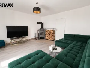 Prodej rodinného domu, Postupice, náměstí Sv. Čecha, 126 m2