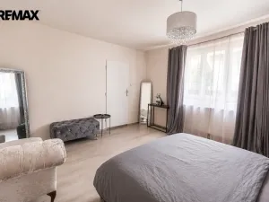 Prodej rodinného domu, Postupice, náměstí Sv. Čecha, 126 m2