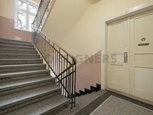 Pronájem bytu 2+kk, Praha - Nusle, Táborská, 51 m2