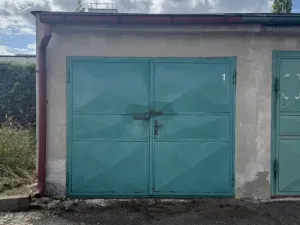 Pronájem garáže, Chomutov, Černovická, 18 m2