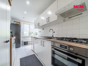 Prodej bytu 3+1, Plzeň - Lobzy, Rokycanská, 64 m2