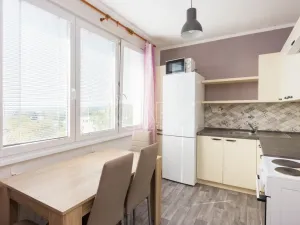 Pronájem bytu 1+1, Tábor, Jesenského, 42 m2