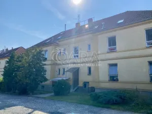 Pronájem bytu 1+1, Králův Dvůr - Počaply, Plzeňská, 35 m2