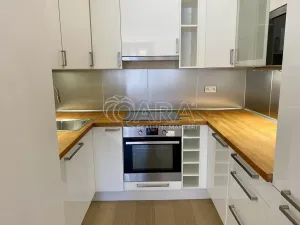 Pronájem bytu 2+kk, Praha - Hlubočepy, Devonská, 64 m2
