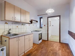 Prodej rodinného domu, Kostelec nad Černými lesy - Kostelec nad Černými Lesy, Jánské náměstí, 170 m2