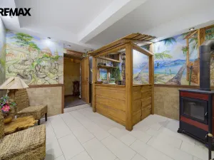 Prodej obchodního prostoru, Karlovy Vary, Jugoslávská, 410 m2