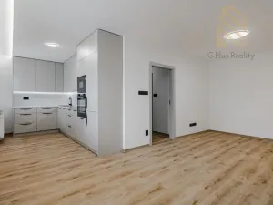 Pronájem bytu 2+kk, Louny, Na Valích, 65 m2