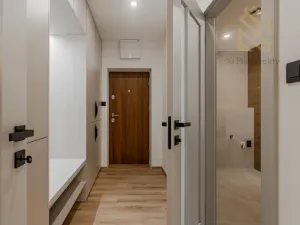 Pronájem bytu 2+kk, Louny, Na Valích, 65 m2