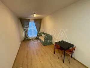 Pronájem bytu 1+kk, Praha - Hostavice, Českobrodská, 28 m2
