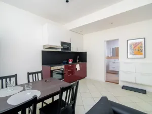 Pronájem bytu 2+kk, Praha - Karlín, Sokolovská, 50 m2