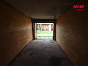 Prodej garáže, Praha, Novobohdalecká, 18 m2