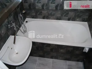 Pronájem bytu 1+1, Kralupy nad Vltavou - Lobeček, Předmostí, 34 m2