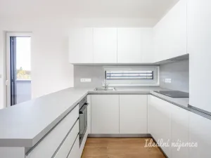 Pronájem bytu 2+kk, Praha - Střížkov, Bešťákova, 65 m2