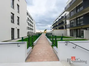 Pronájem bytu 1+kk, Plzeň - Jižní Předměstí, Železná, 31 m2